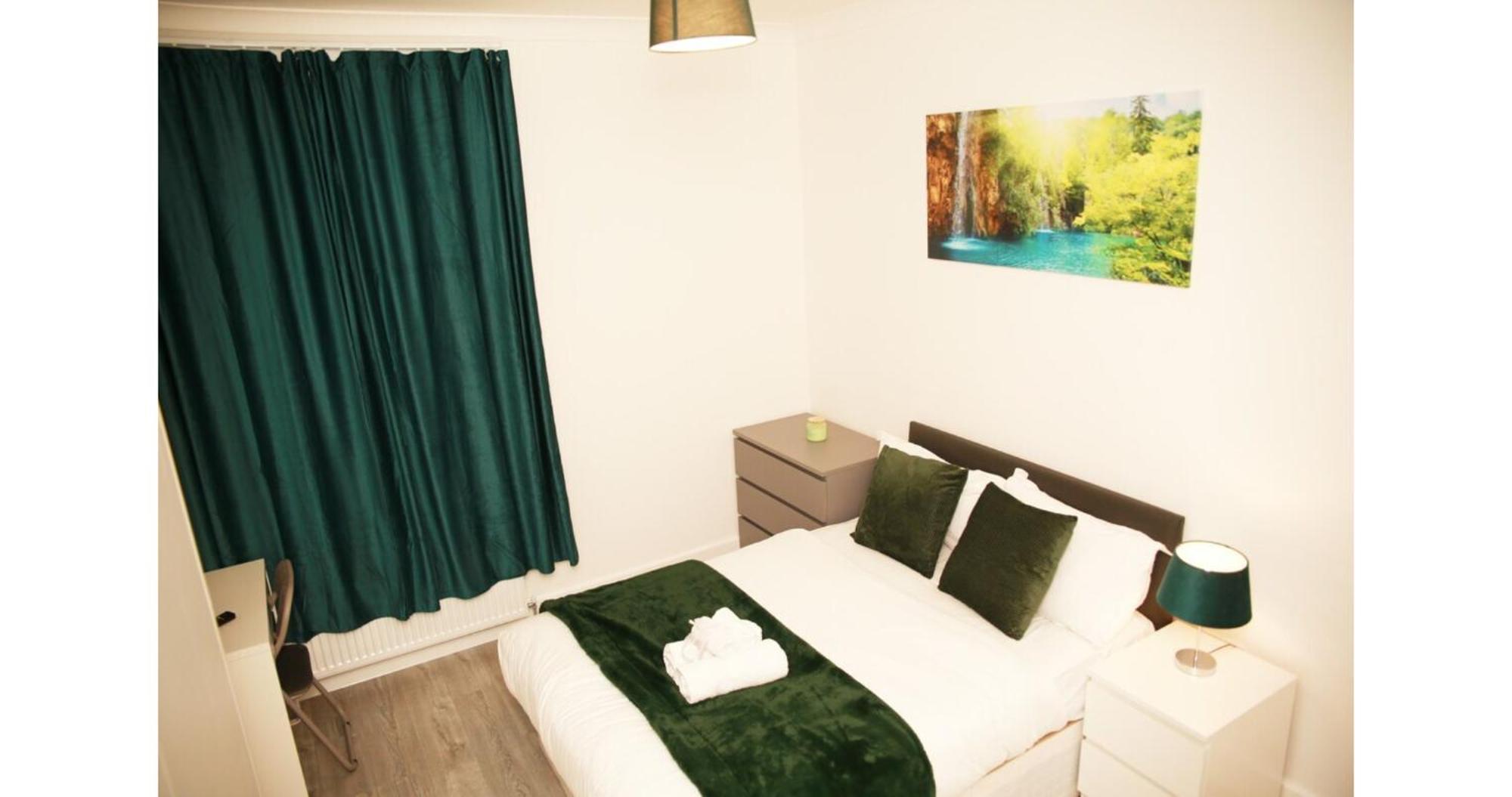 Cricklewood Deluxe Ensuite Room Лондон Экстерьер фото